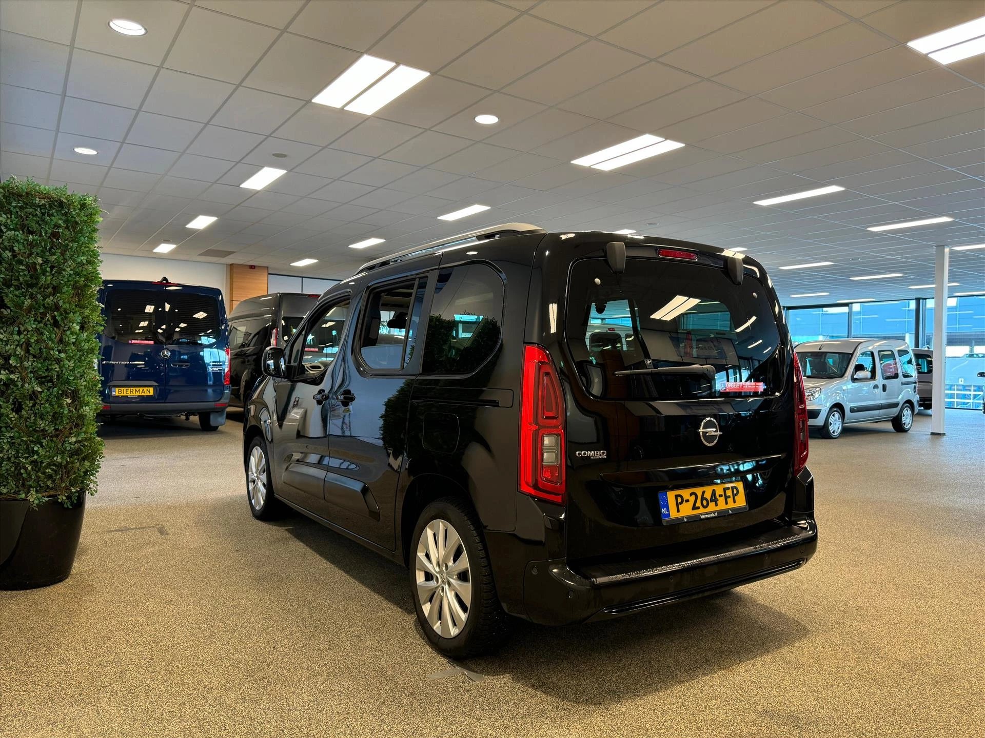 Hoofdafbeelding Opel Combo