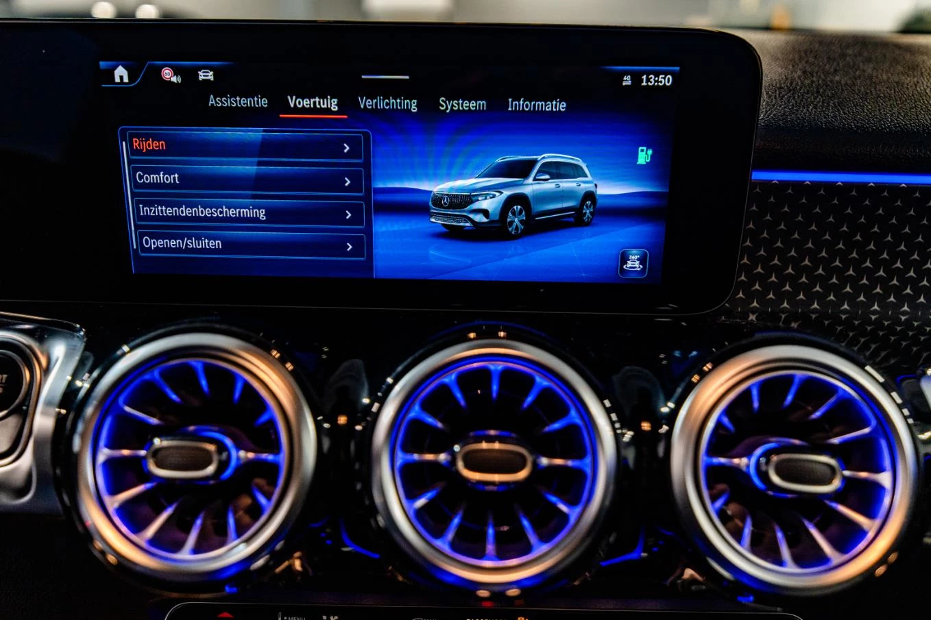 Hoofdafbeelding Mercedes-Benz EQB