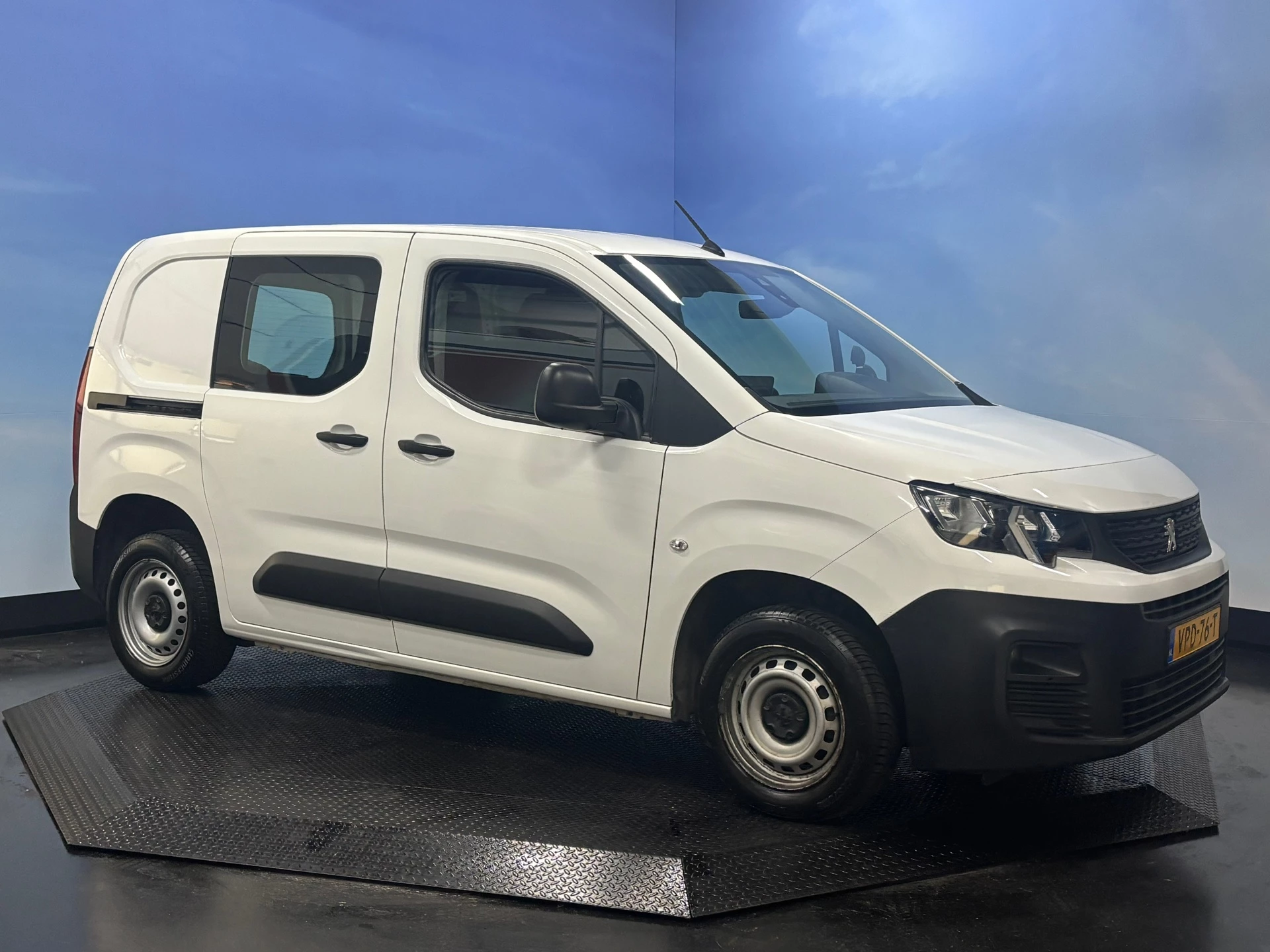 Hoofdafbeelding Peugeot Partner