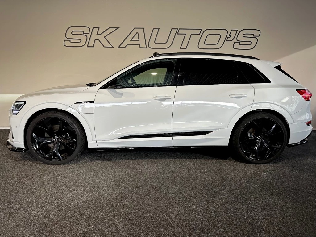 Hoofdafbeelding Audi e-tron