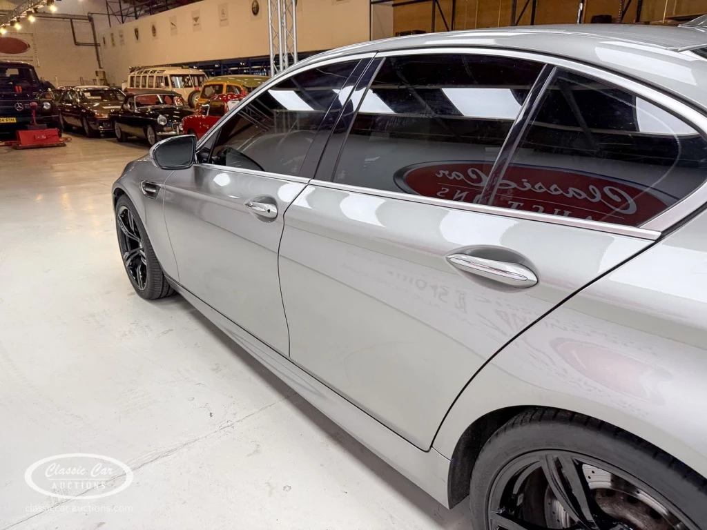 Hoofdafbeelding BMW M5