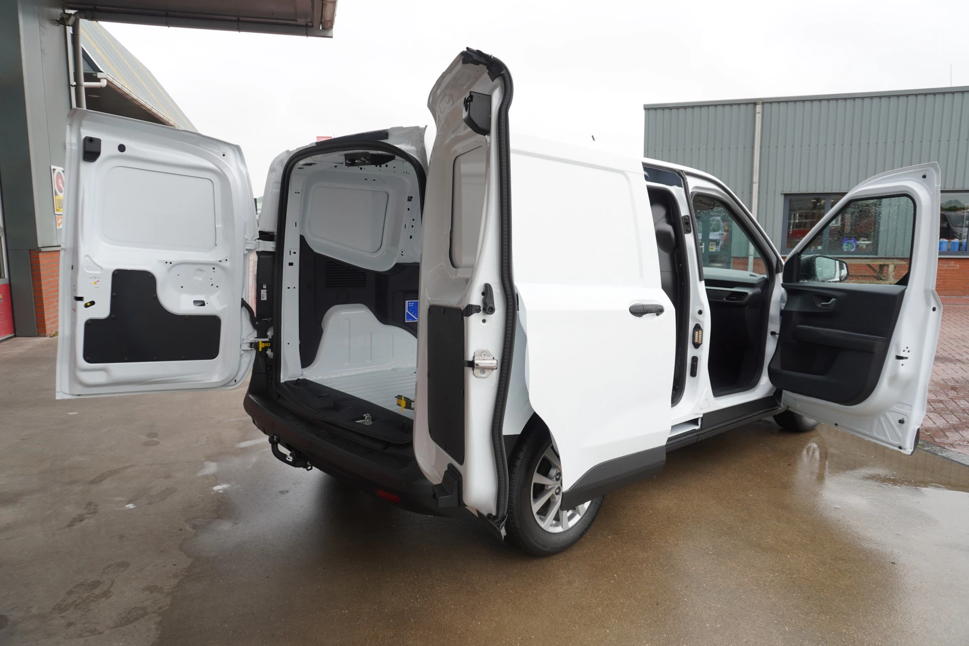 Hoofdafbeelding Ford Transit Courier
