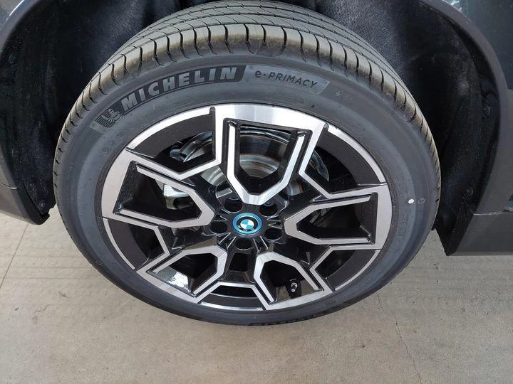 Hoofdafbeelding BMW iX1