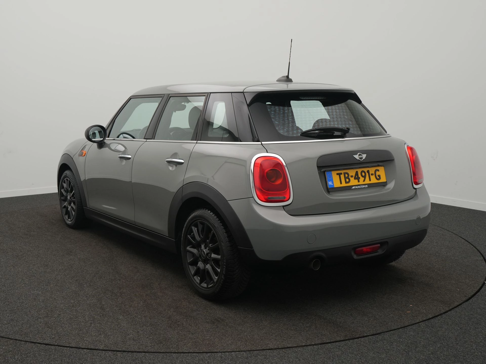 Hoofdafbeelding MINI One