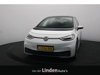 Volkswagen ID.3 First Plus 58 kWh SOH 93,5% | IQ Light | Navigatie | Camera | Stoel/Stuurverwarming