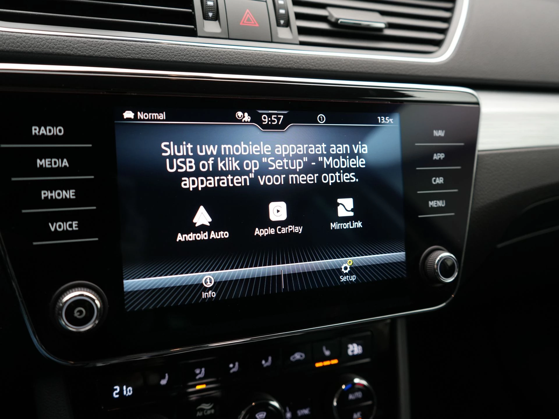 Hoofdafbeelding Škoda Superb