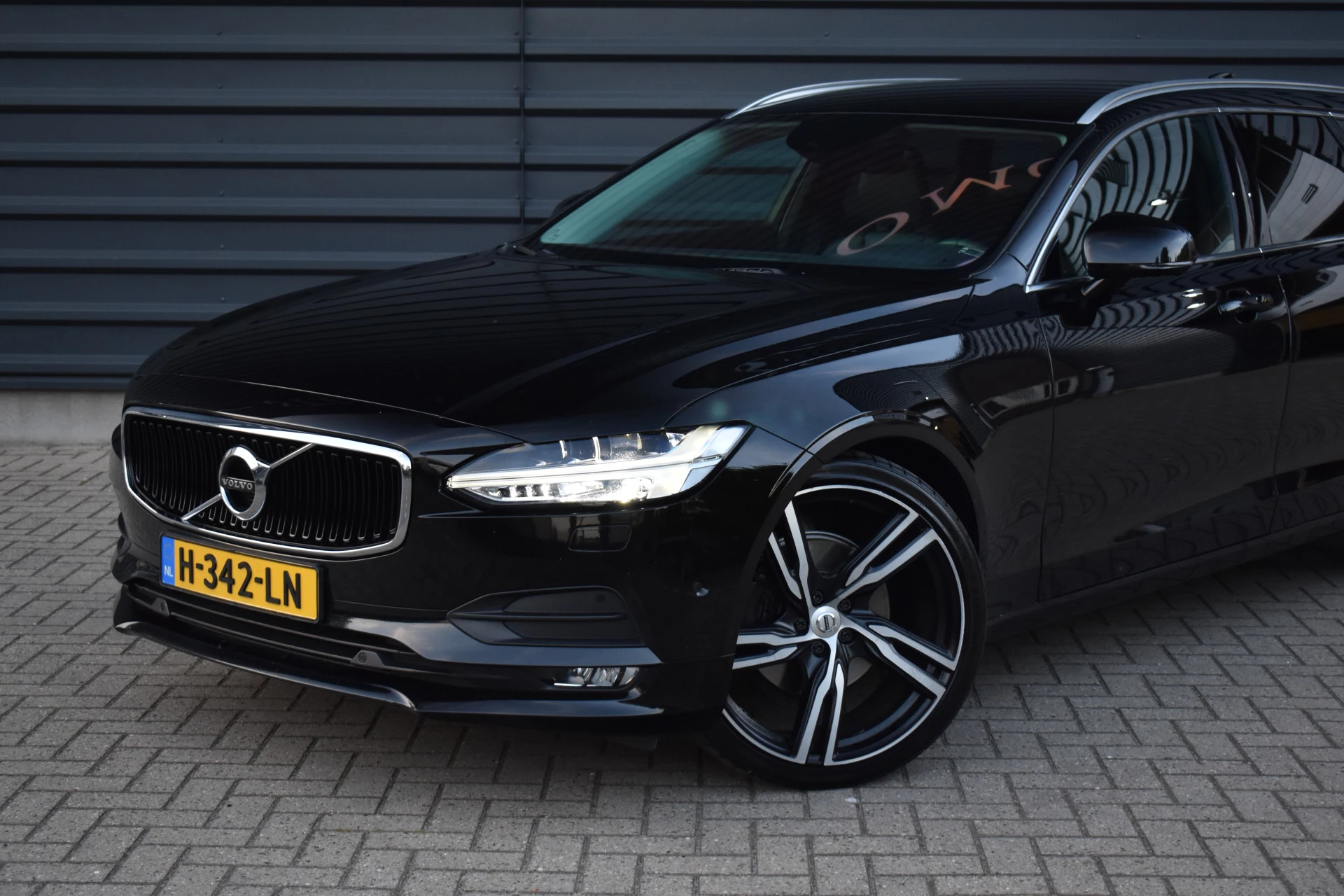 Hoofdafbeelding Volvo V90