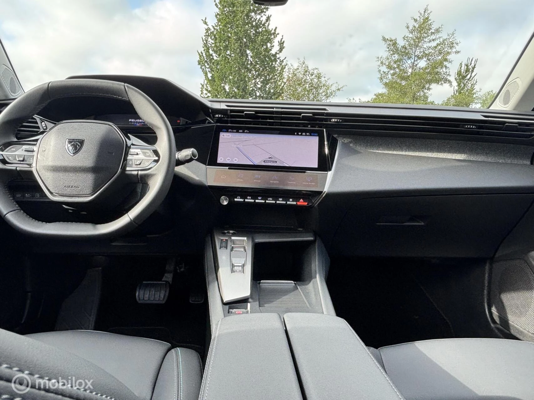 Hoofdafbeelding Peugeot 408