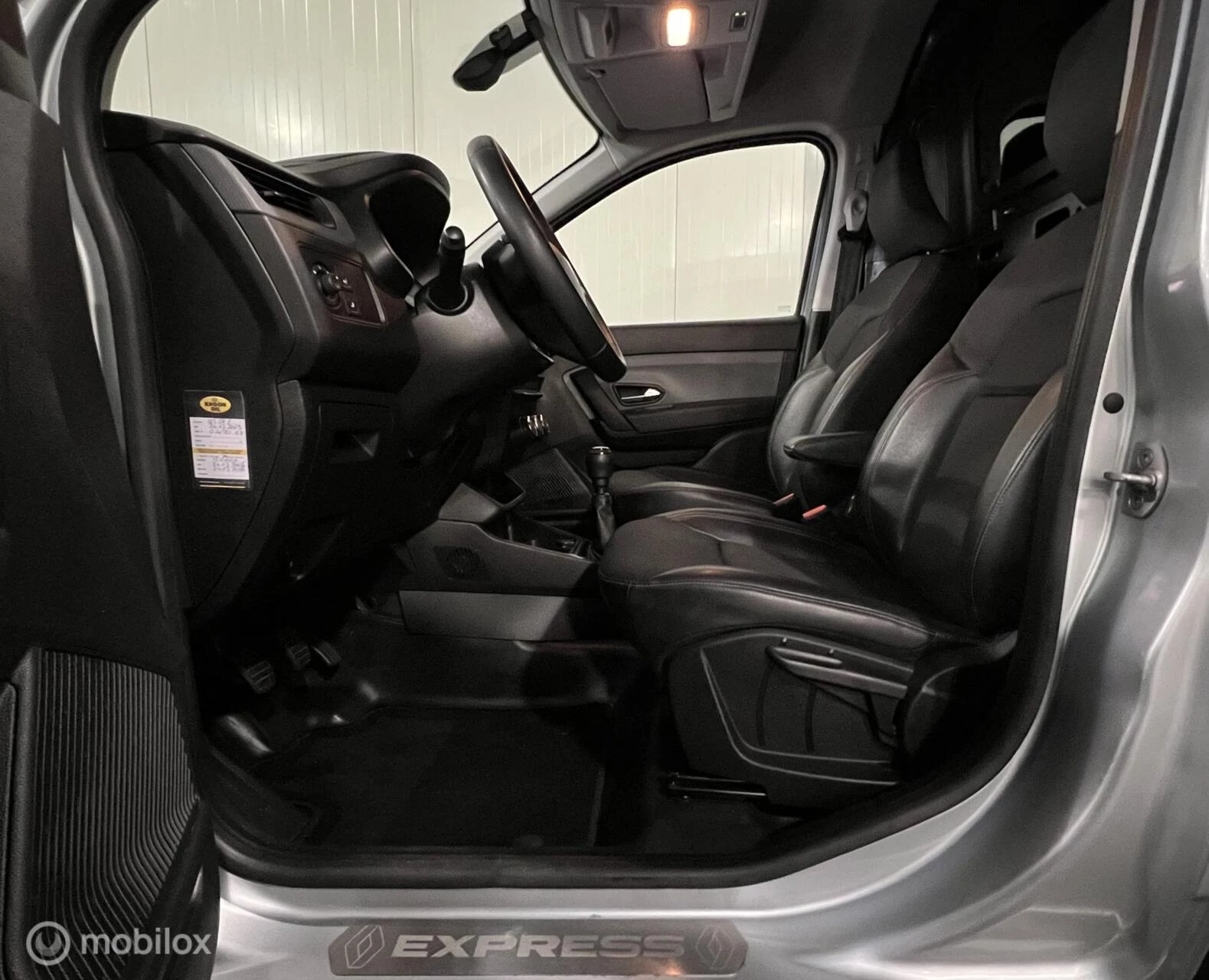 Hoofdafbeelding Renault Express