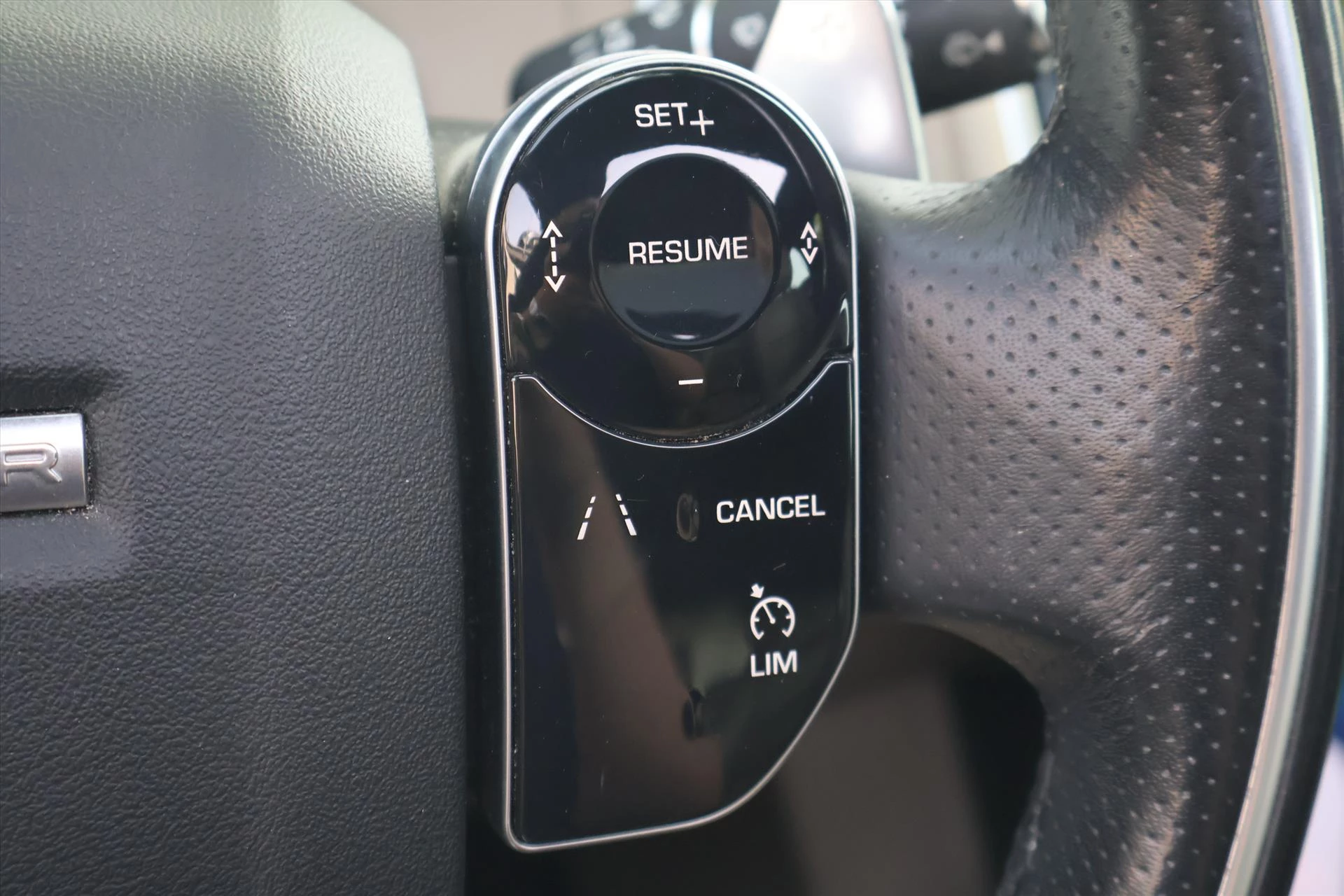 Hoofdafbeelding Land Rover Range Rover Velar