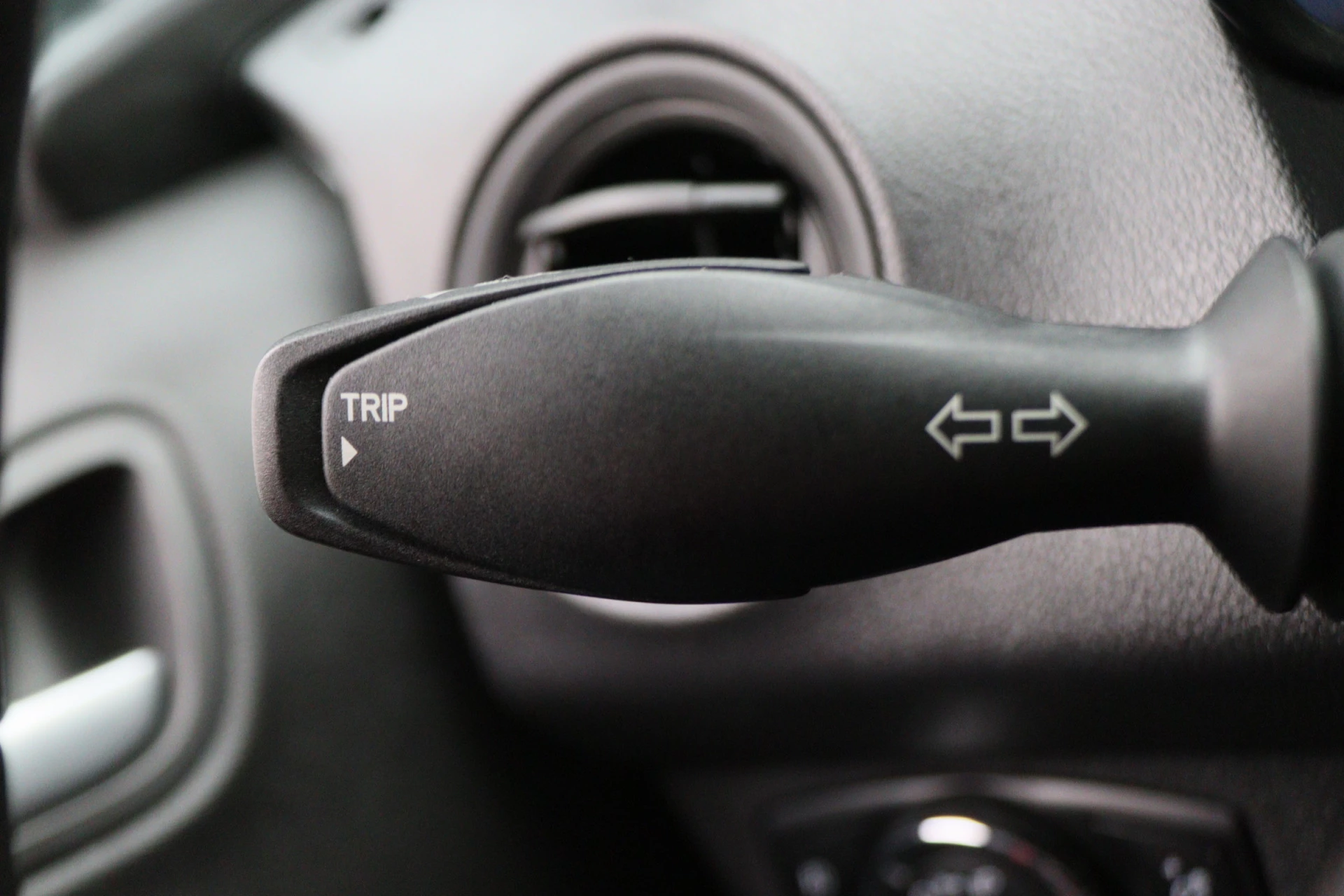 Hoofdafbeelding Ford Transit Courier