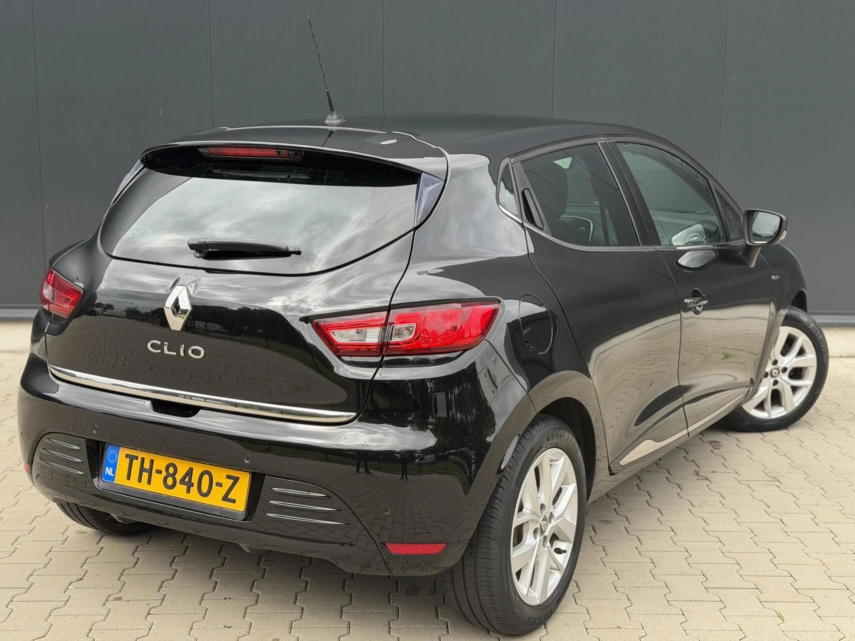 Hoofdafbeelding Renault Clio