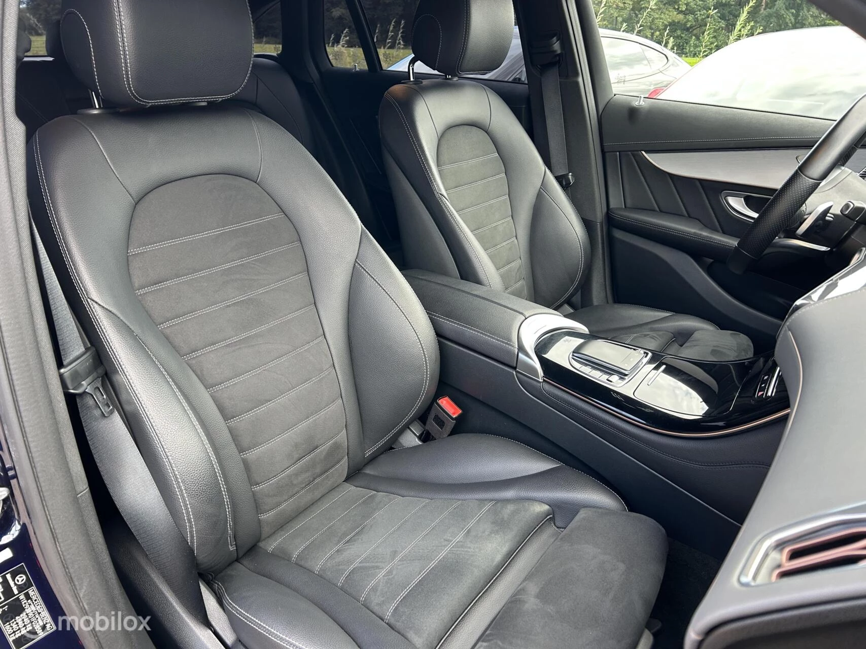 Hoofdafbeelding Mercedes-Benz EQC