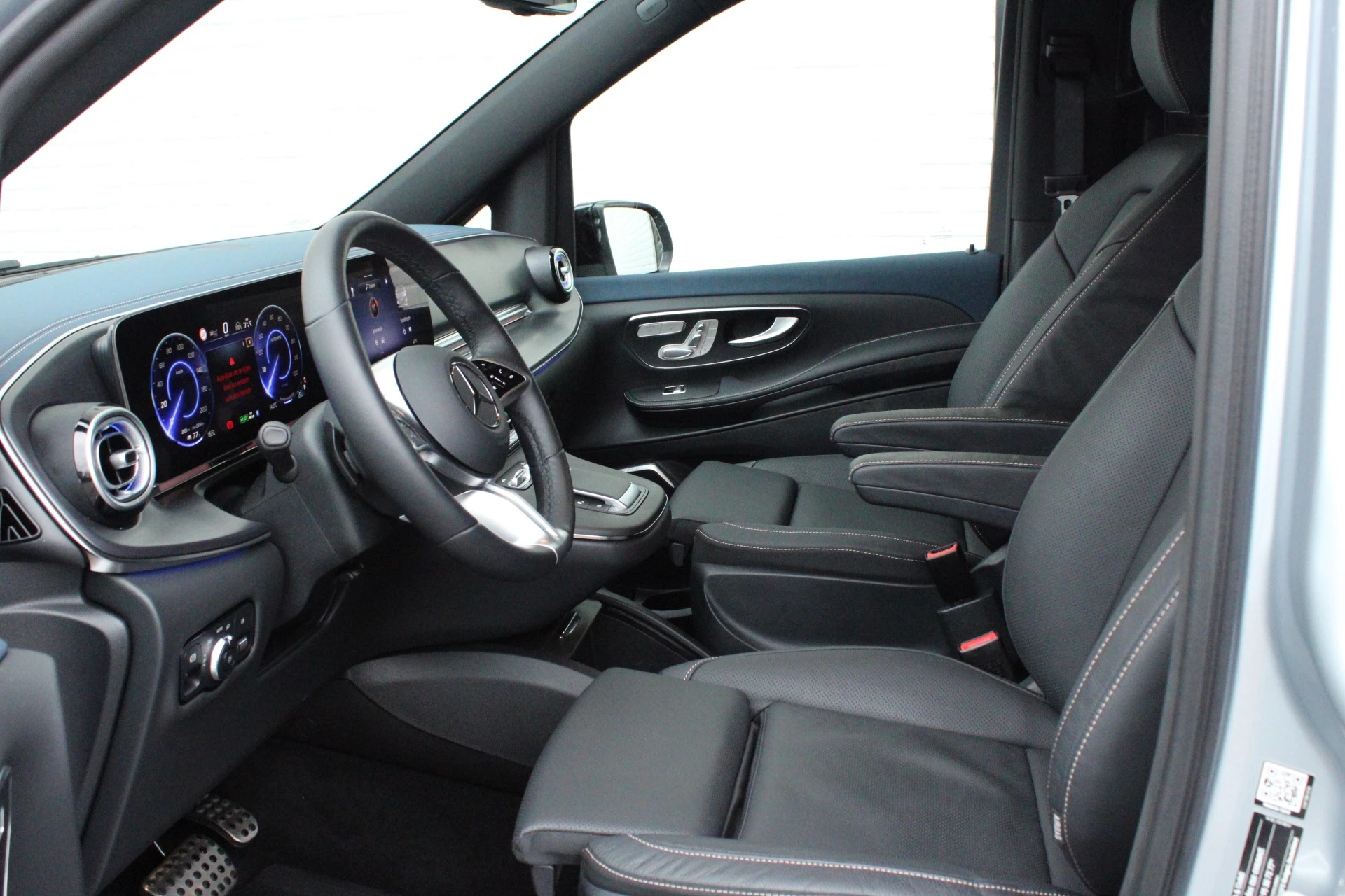 Hoofdafbeelding Mercedes-Benz EQV