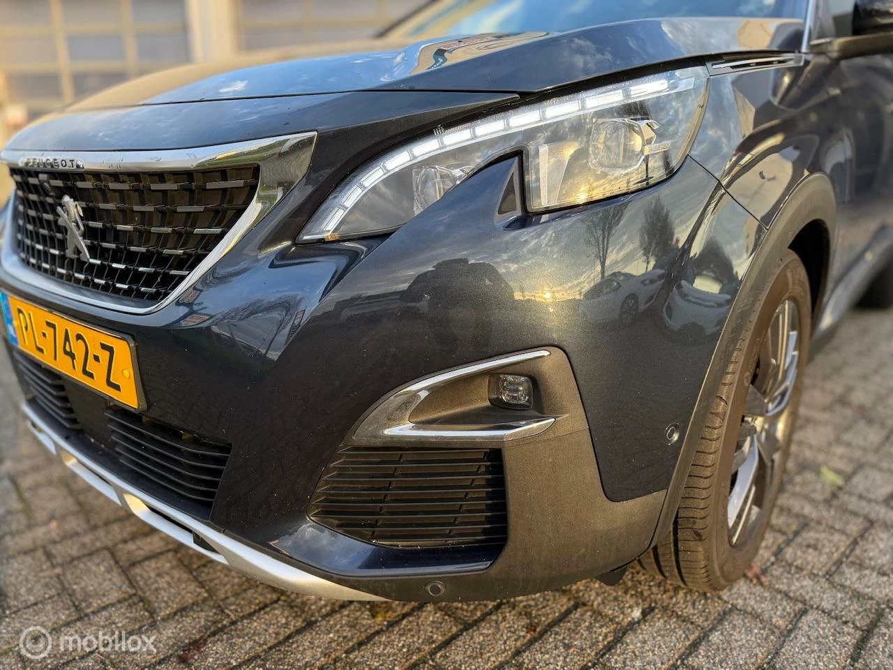 Hoofdafbeelding Peugeot 5008