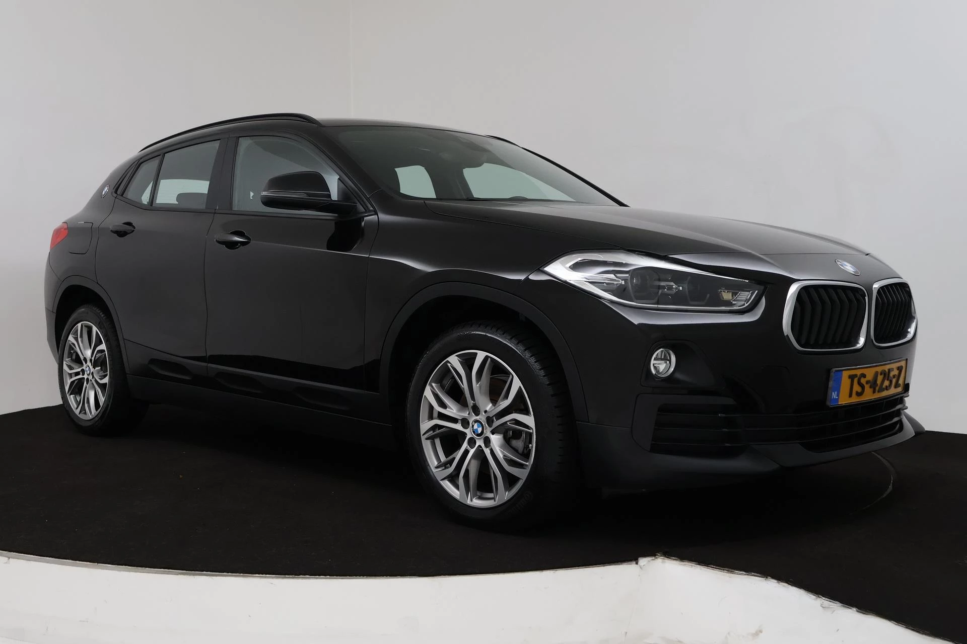 Hoofdafbeelding BMW X2