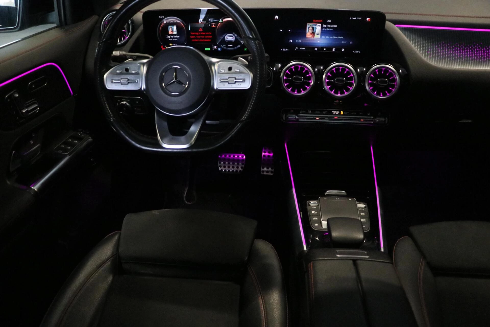 Hoofdafbeelding Mercedes-Benz EQA