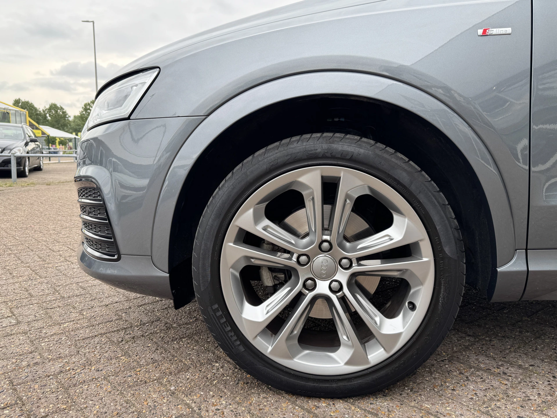 Hoofdafbeelding Audi Q3