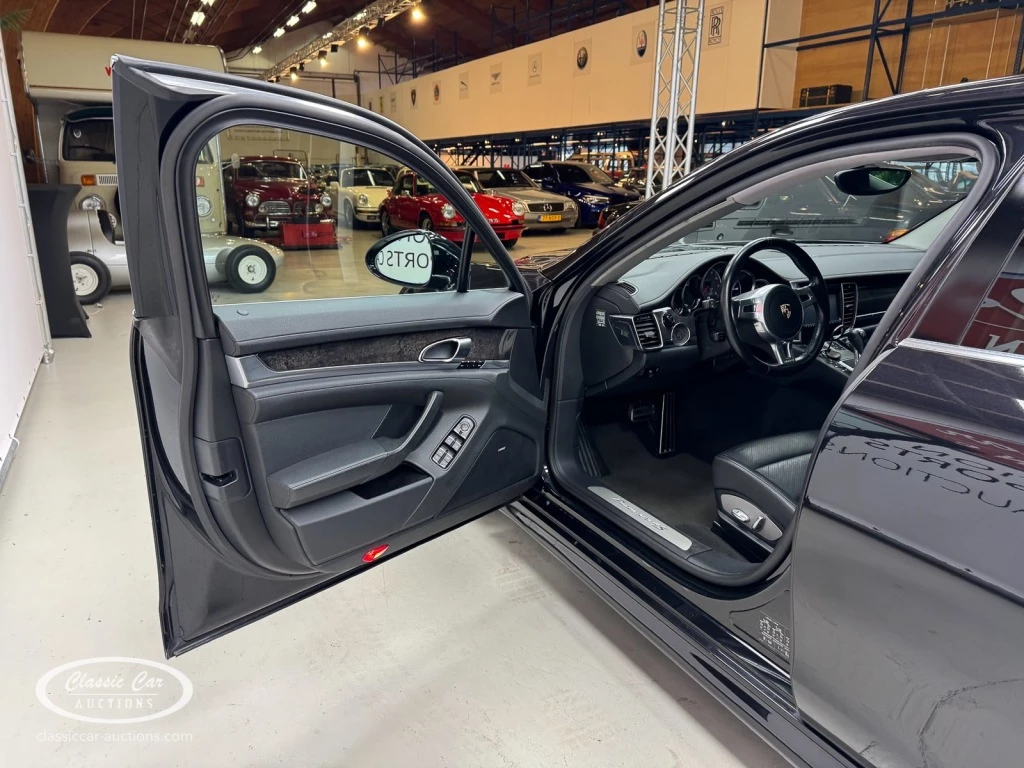 Hoofdafbeelding Porsche Panamera
