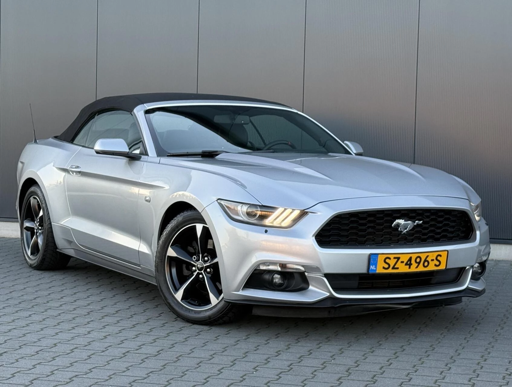 Hoofdafbeelding Ford Mustang