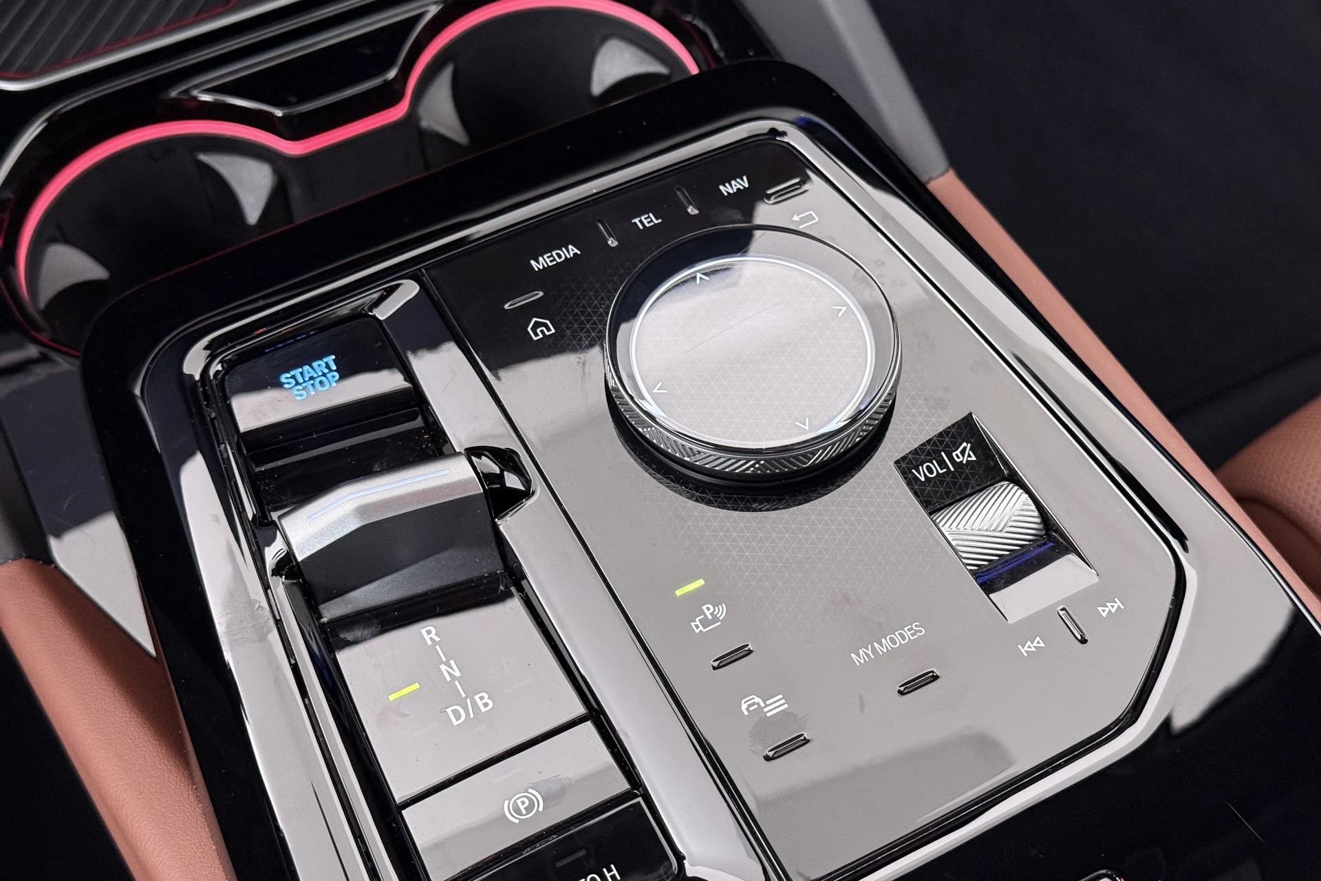 Hoofdafbeelding BMW i5