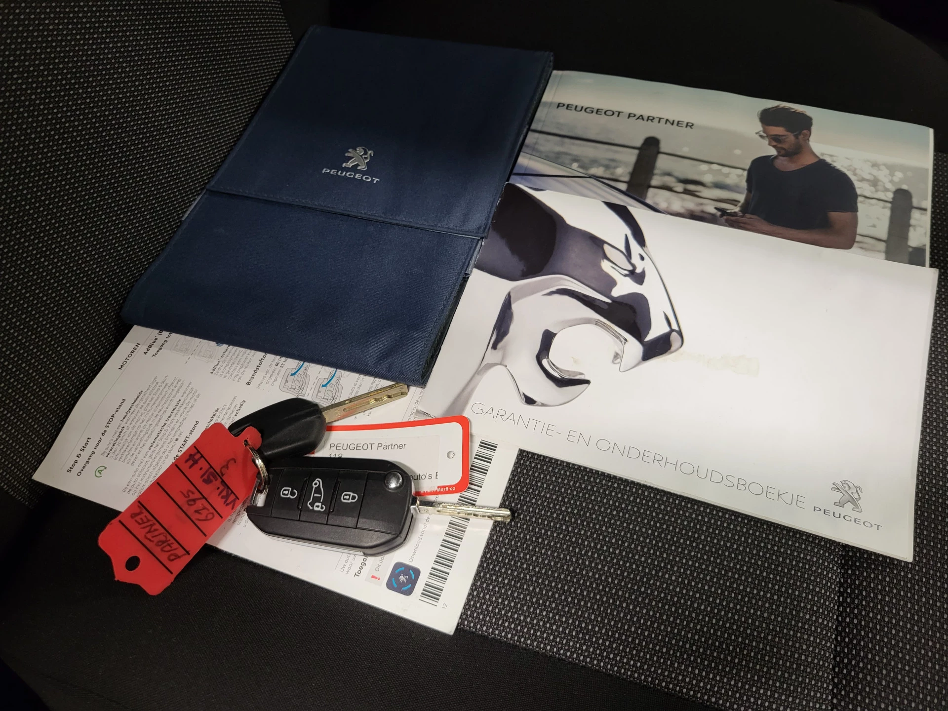 Hoofdafbeelding Peugeot Partner