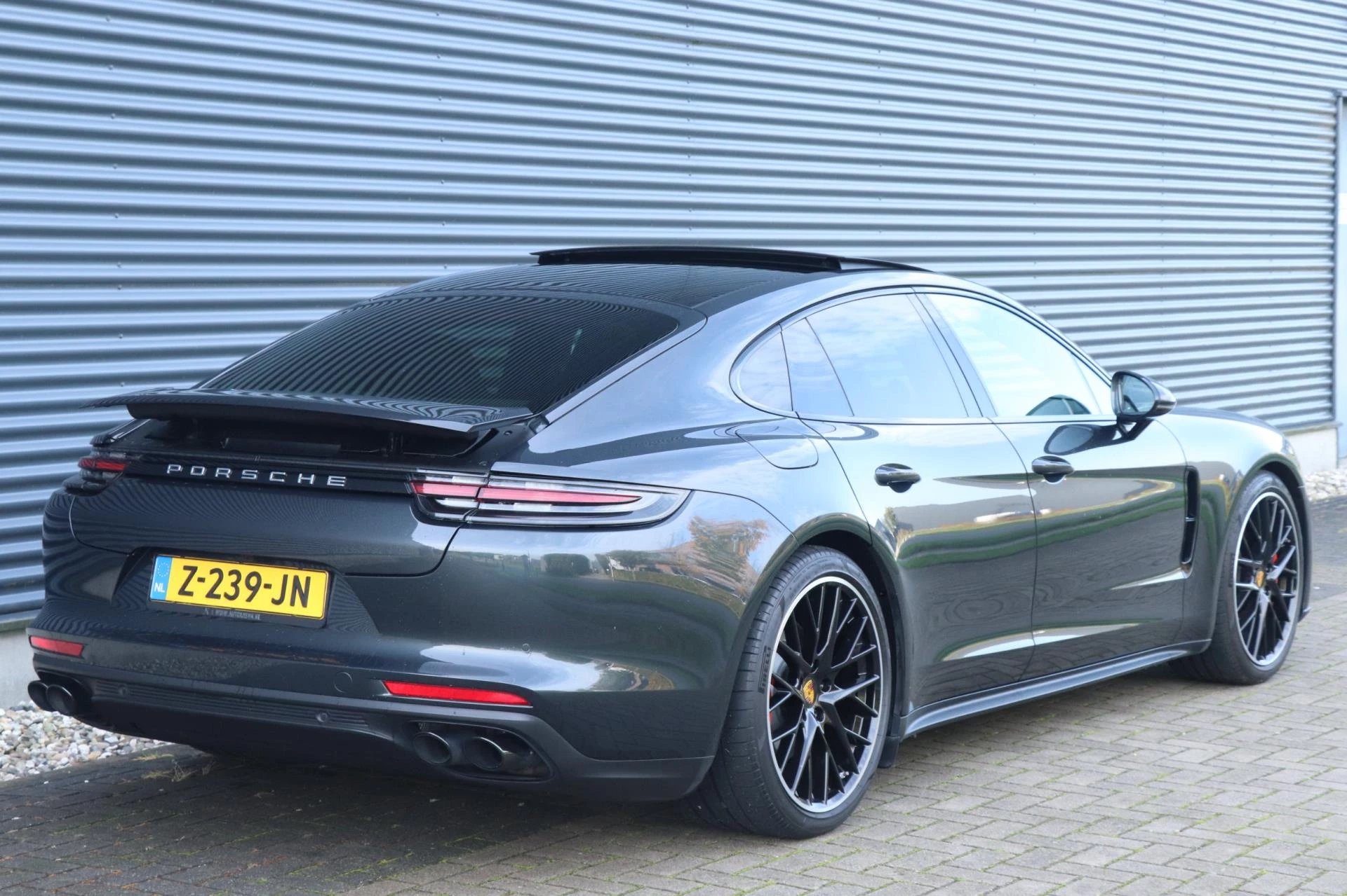 Hoofdafbeelding Porsche Panamera