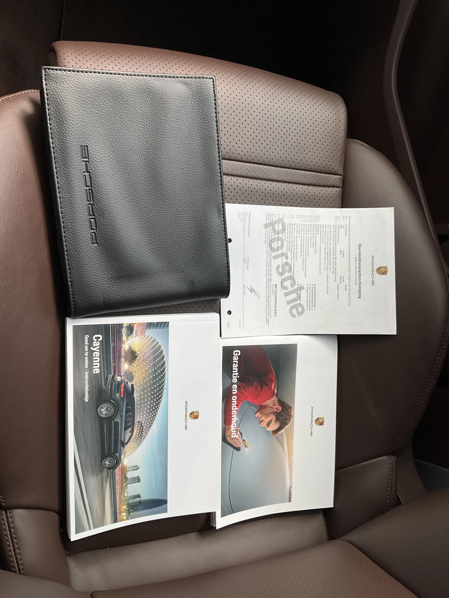 Hoofdafbeelding Porsche Cayenne