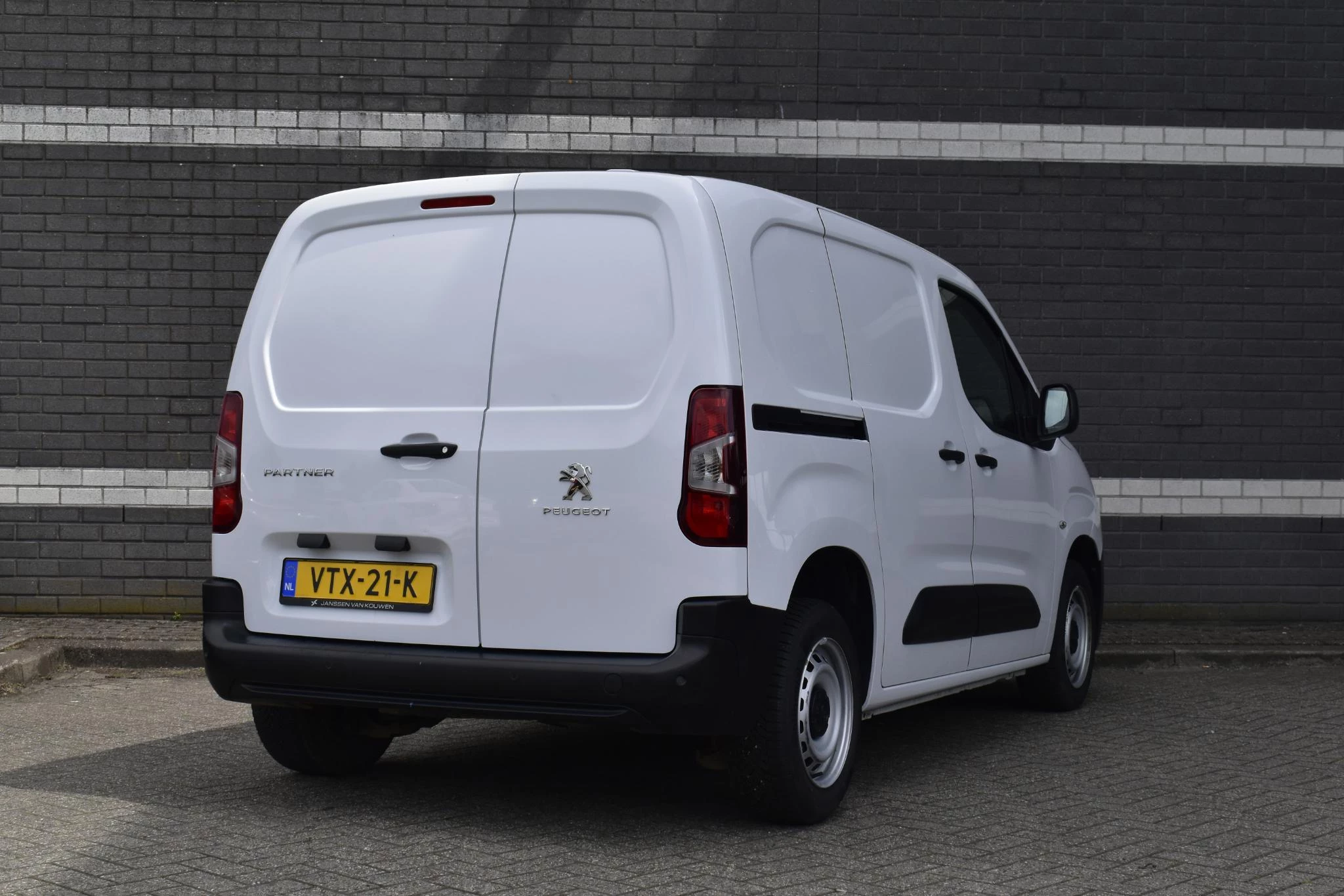 Hoofdafbeelding Peugeot Partner