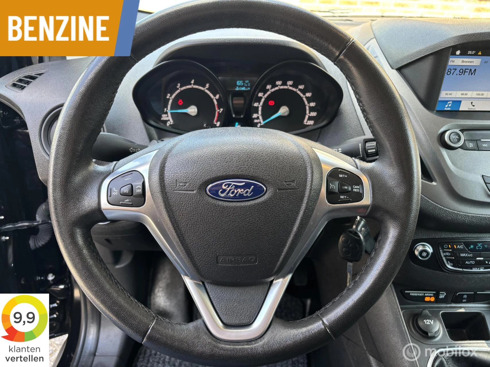 Hoofdafbeelding Ford Transit Courier