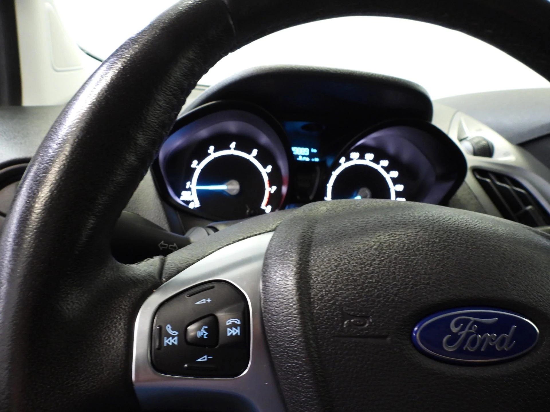 Hoofdafbeelding Ford Transit Courier