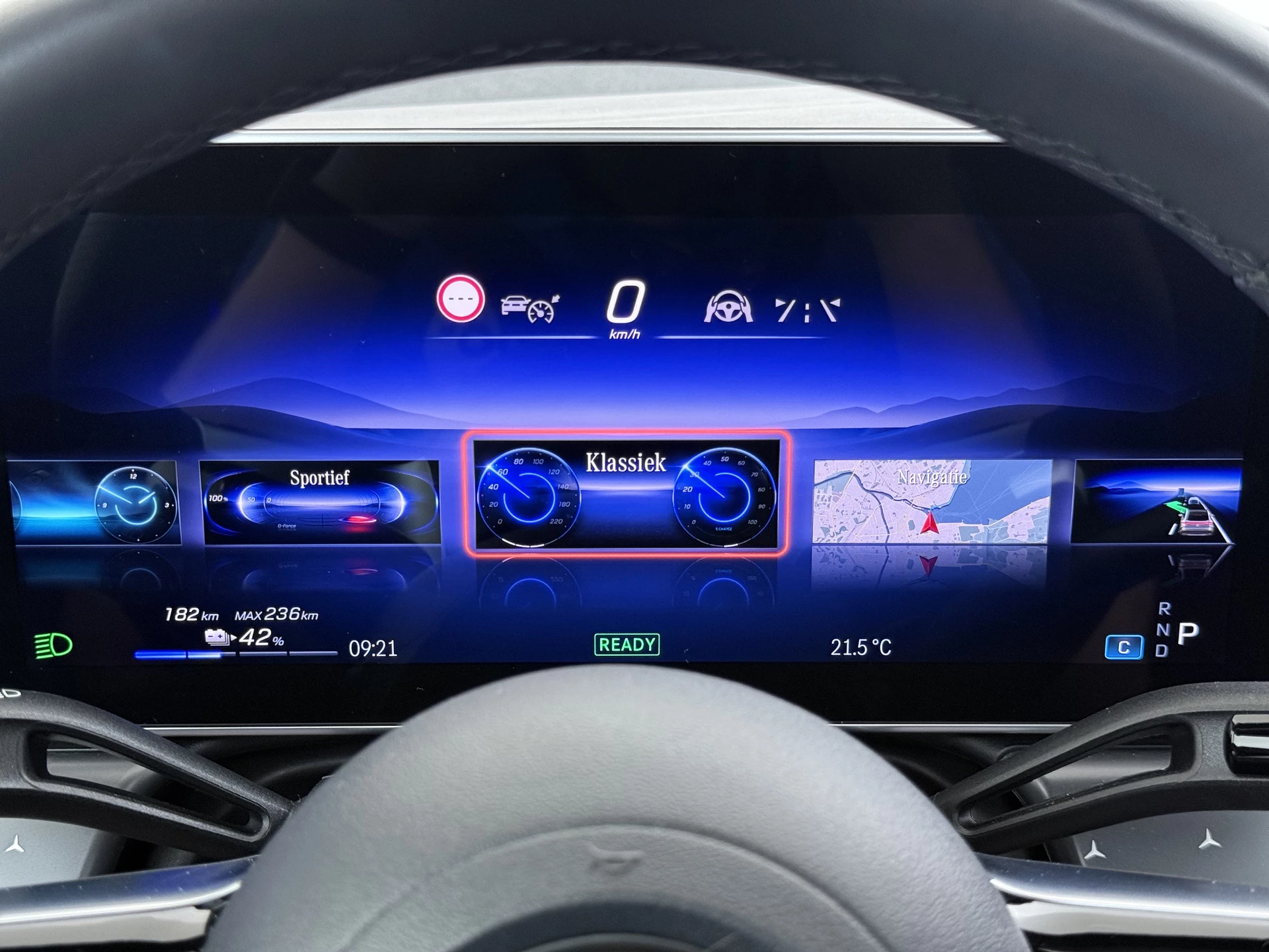 Hoofdafbeelding Mercedes-Benz EQE