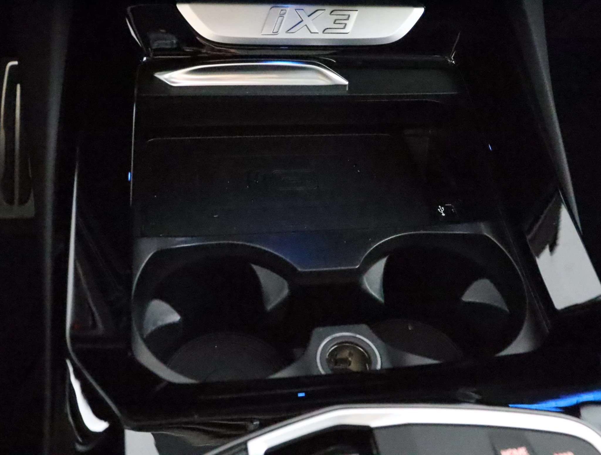Hoofdafbeelding BMW iX3
