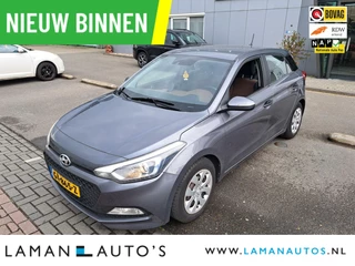 Hoofdafbeelding Hyundai i20 Hyundai i20 1.2 i-Motion Comfort 5-deurs | Airco Cruise Metallic PDC Trekhaak | Voorschoten