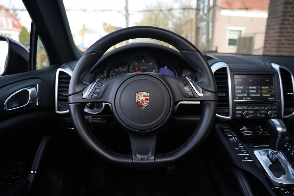 Hoofdafbeelding Porsche Cayenne