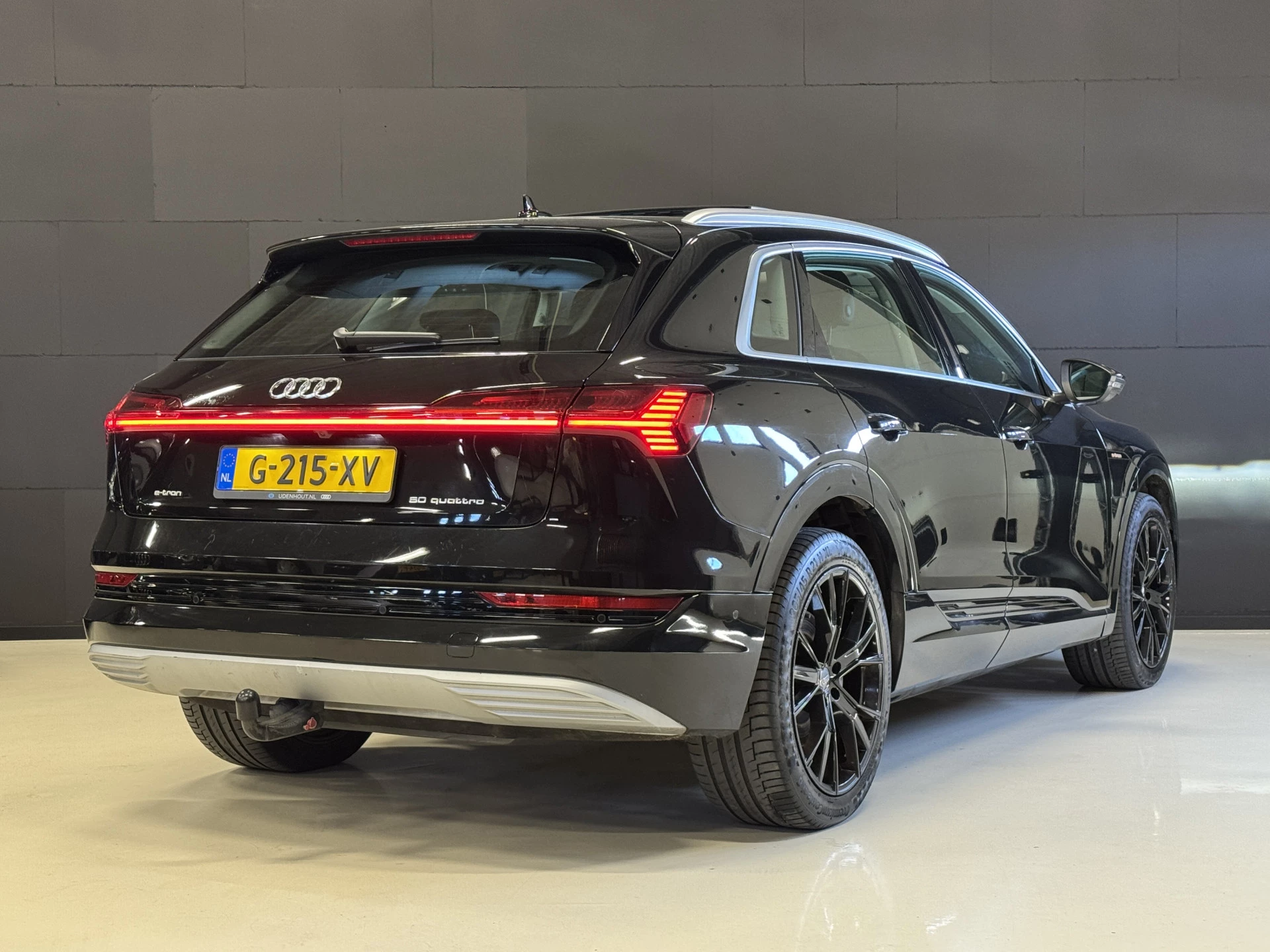 Hoofdafbeelding Audi e-tron