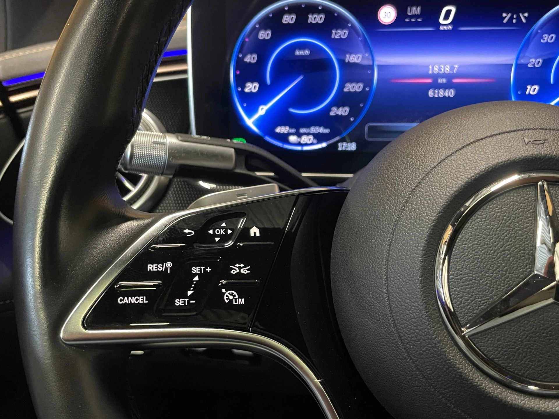 Hoofdafbeelding Mercedes-Benz EQS