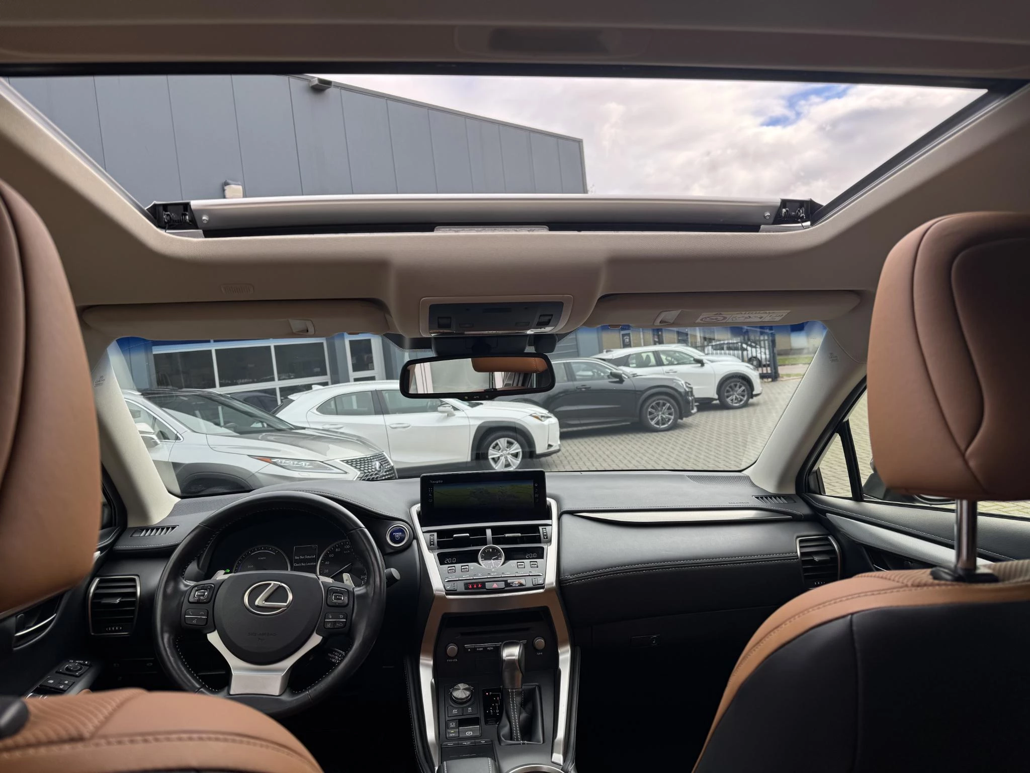 Hoofdafbeelding Lexus NX