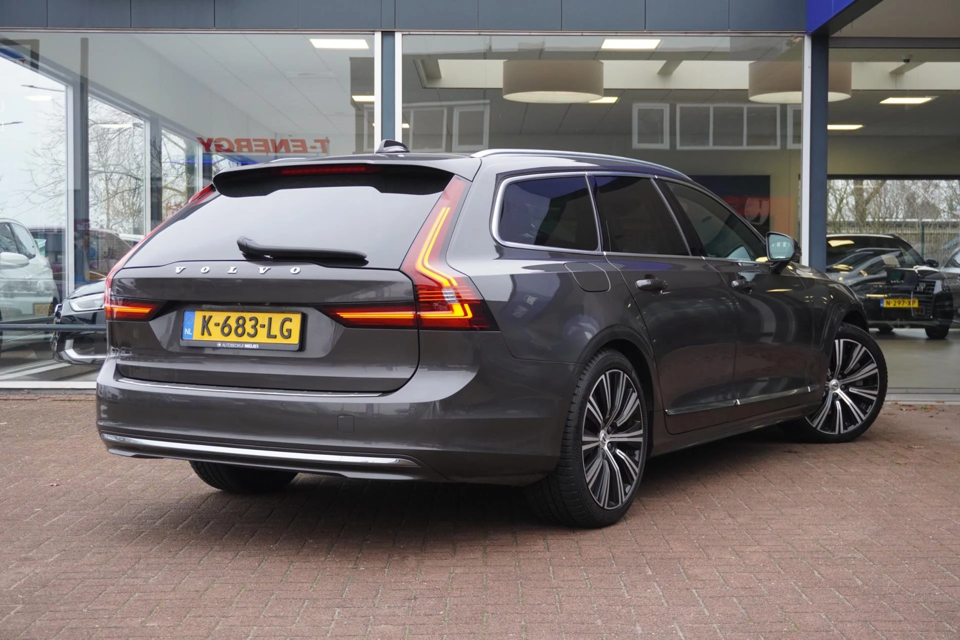 Hoofdafbeelding Volvo V90