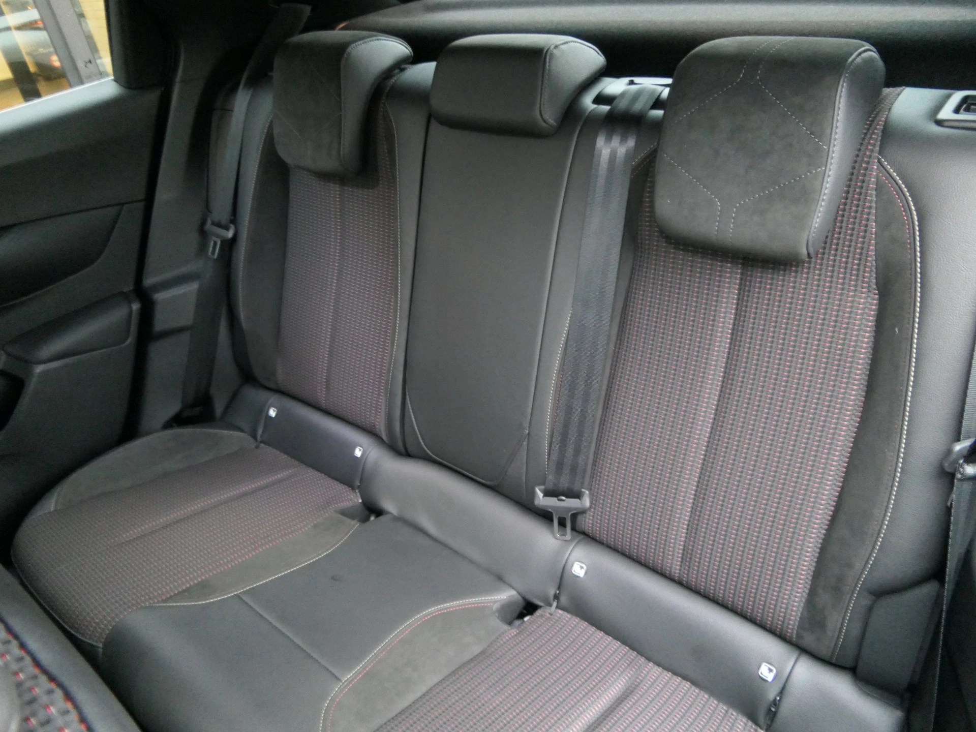 Hoofdafbeelding DS DS 3