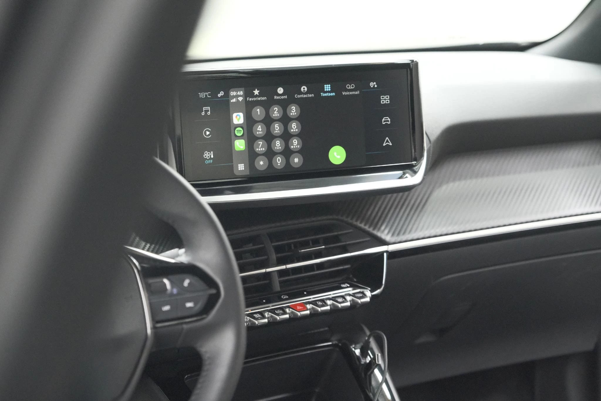 Hoofdafbeelding Peugeot e-2008