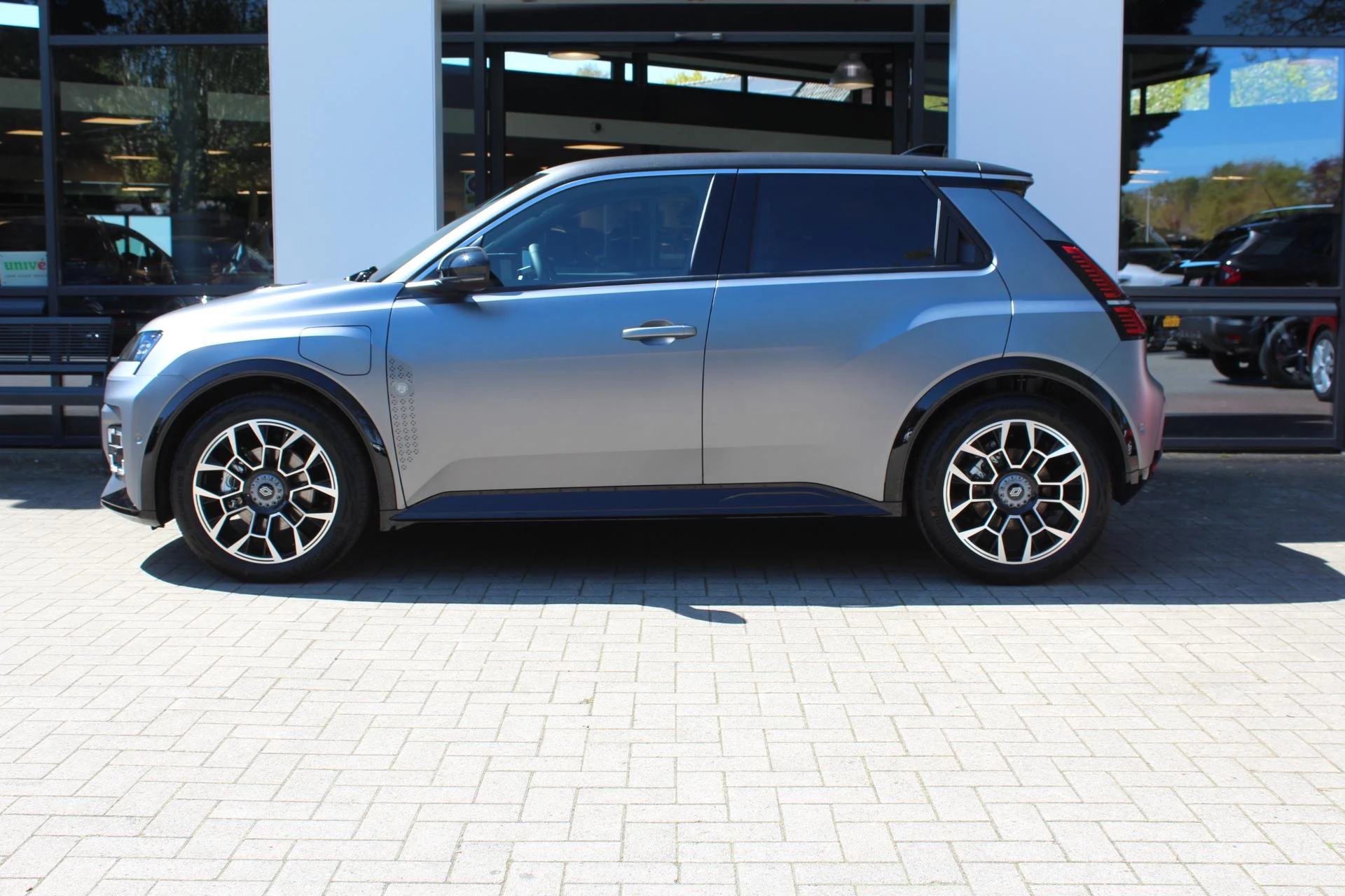 Hoofdafbeelding Renault 5