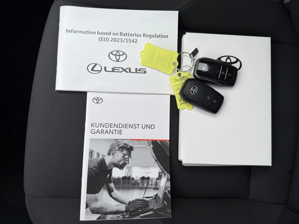Hoofdafbeelding Toyota C-HR