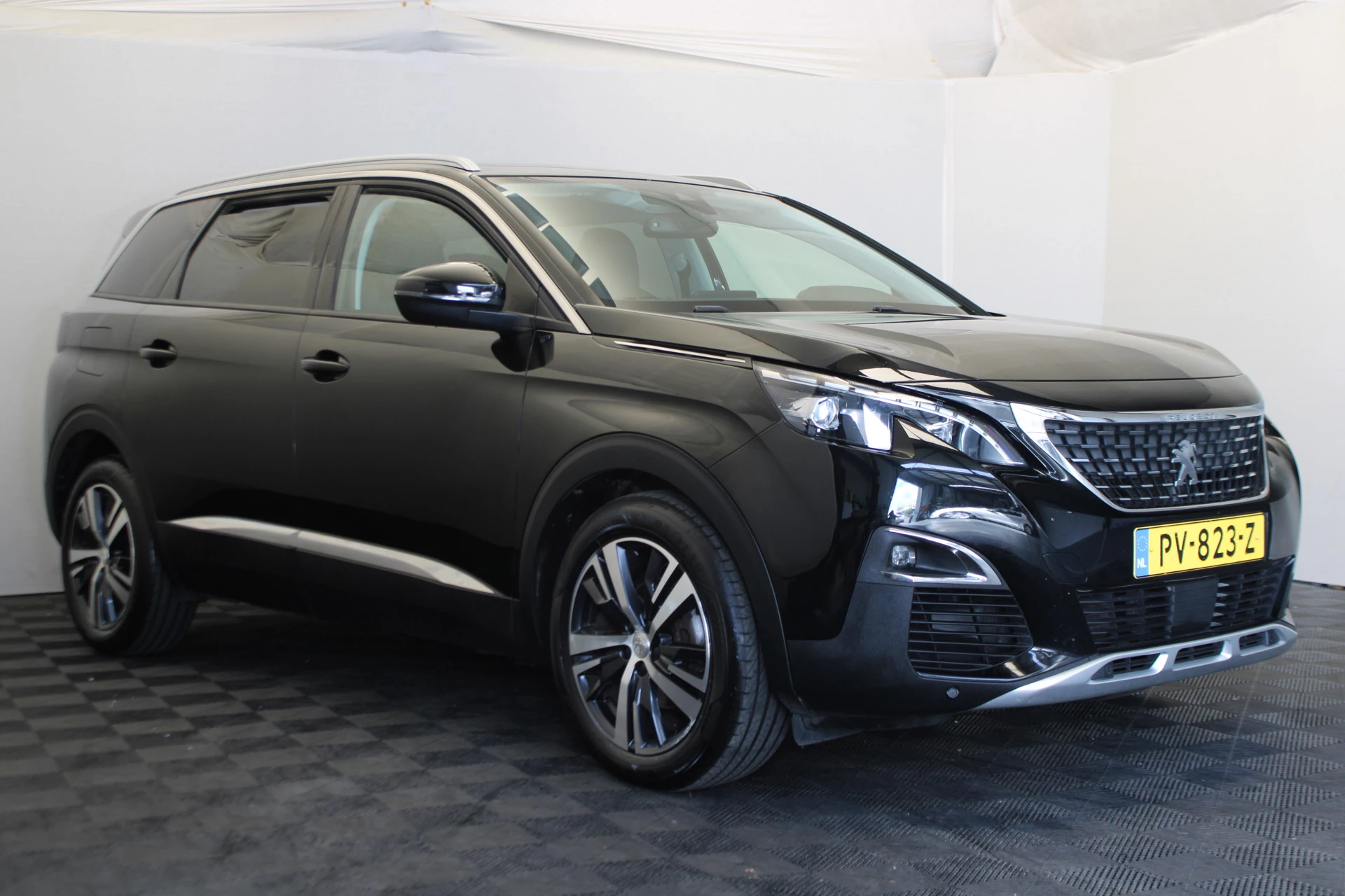 Hoofdafbeelding Peugeot 5008