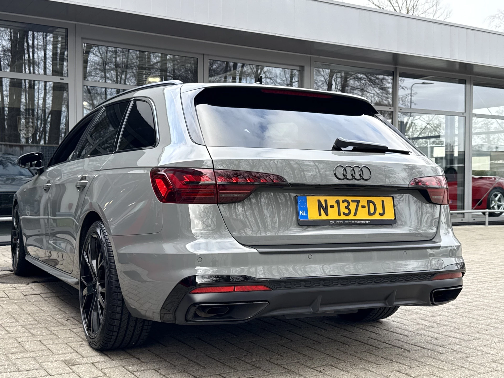 Hoofdafbeelding Audi A4