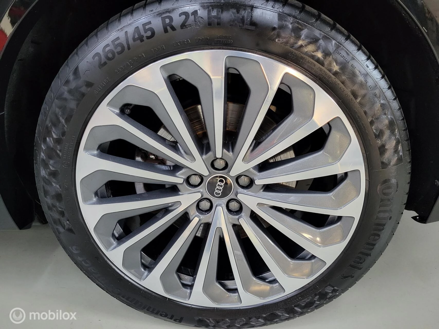 Hoofdafbeelding Audi e-tron