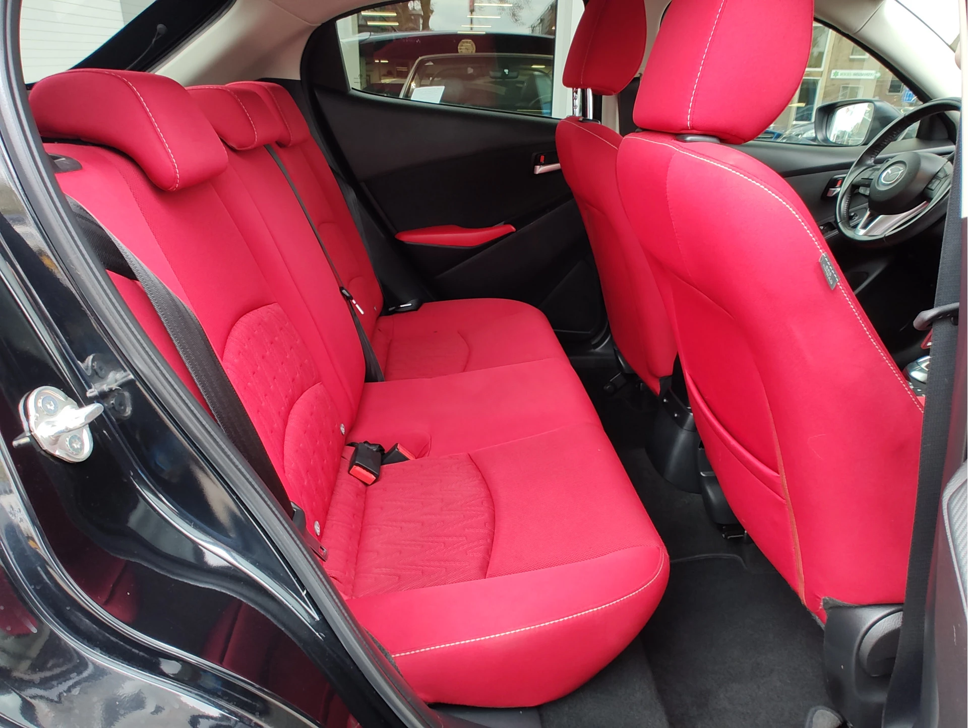 Hoofdafbeelding Mazda 2