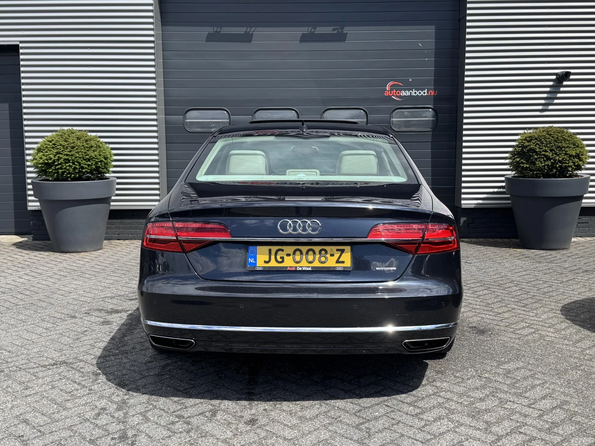 Hoofdafbeelding Audi A8