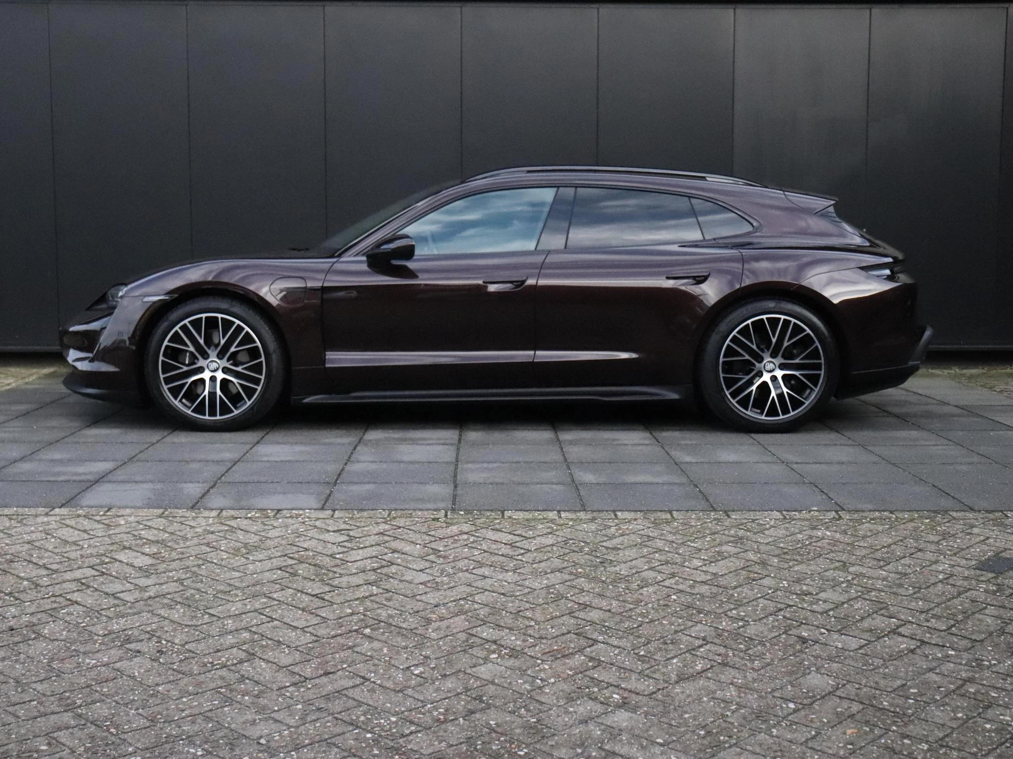 Hoofdafbeelding Porsche Taycan