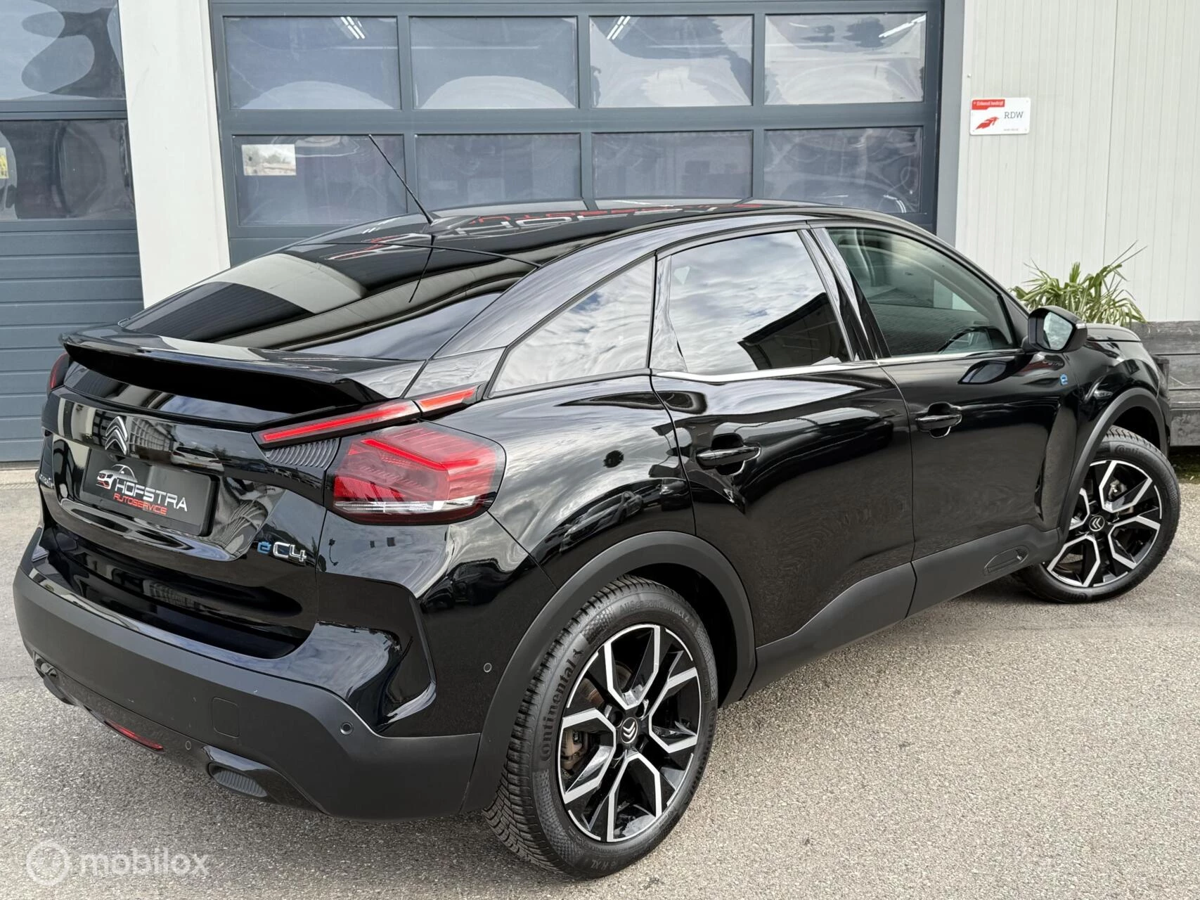 Hoofdafbeelding Citroën ë-C4